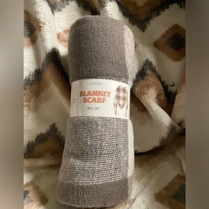 NWT Blanket Scarf